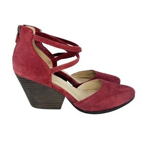 EILEEN FISHER Tilda Stacked Heel Suede Pump • 8.5 • plum red